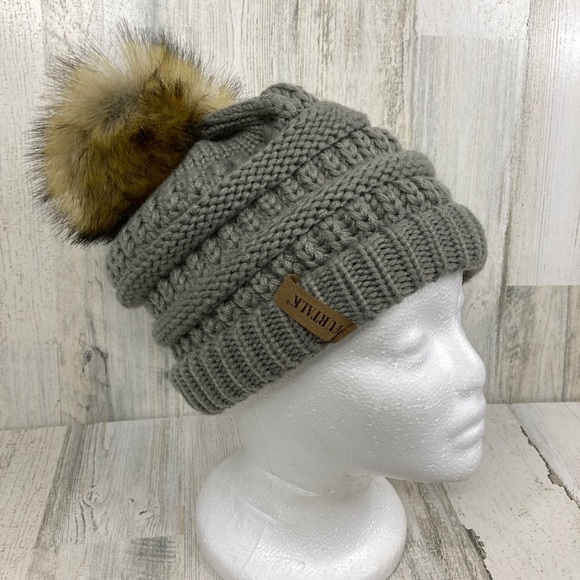 2-in-1 beanie with removable pompom main image 5